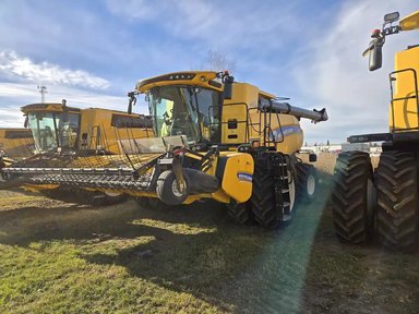 2023 New Holland CR8.90Z Batteuse — photo 2