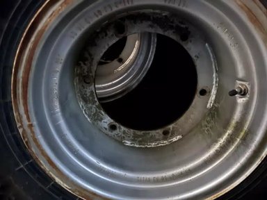 2023 Galaxy 13.5 -16.1 16.9R24 Pneus — photo 2