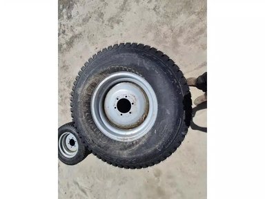 2023 Titan 25X8.50-14 41X14.00-20 Pneus — photo 2