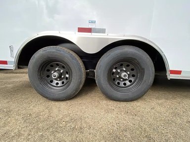 2027 Royal Cargo LCHT52-818V-6 Trailer — photo 2