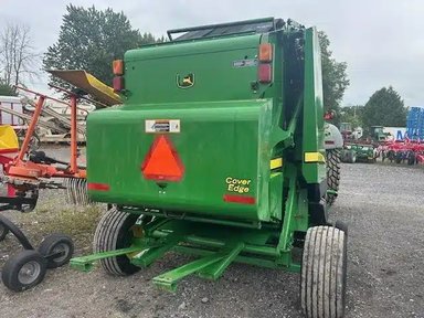 John Deere 854 Presse à Balle Ronde — photo 2