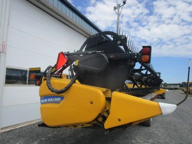 2023 New Holland 880CF Nez - Toile/Tapis — photo 2