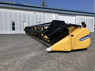 2012 New Holland 740CF Header - Flex — photo 2