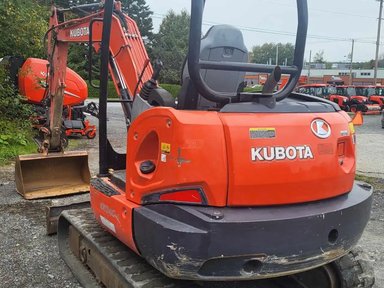 2017 Kubota KX040 Excavatrice — photo 2