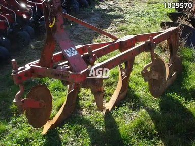 Massey Ferguson Charrue — photo 2