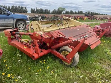 New Holland 477 Faucheuse-conditionneuse — photo 2