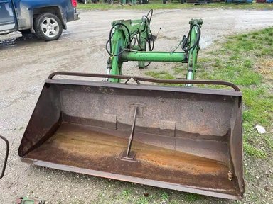 John Deere 240 chargeur frontal — photo 2