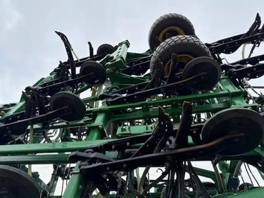 2016 John Deere 1870 Semoir à air — photo 2