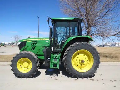 2023 John Deere 6130M Tracteur — photo 2