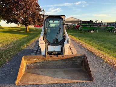 2019 Bobcat T740 Chargeur sur chenilles — photo 2