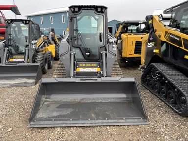2026 New Holland C327 Chargeur sur chenilles — photo 2