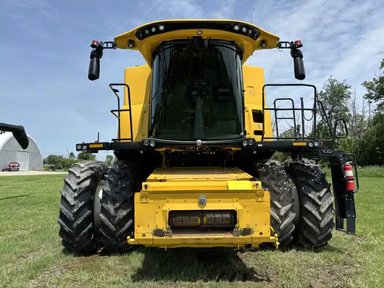 2020 New Holland CR6.90 Batteuse — photo 2
