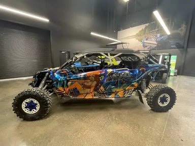 2023 Can-Am 9NPM Véhicule utilitaire — photo 2