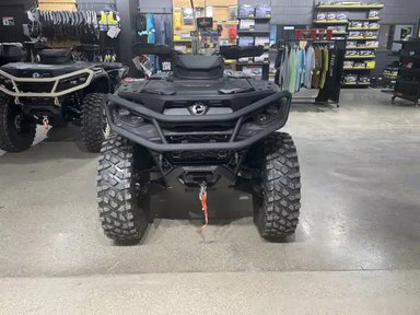2026 Can-Am 4NTE VTT — photo 2