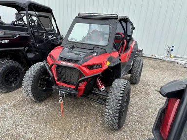 2018 Polaris RZR 1000 TUR Véhicule utilitaire — photo 2