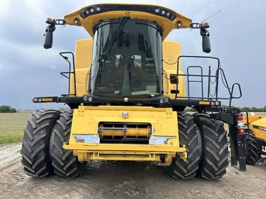 2025 New Holland CR7.90 Batteuse — photo 2