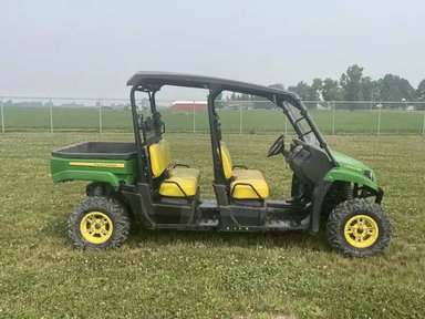 2012 John Deere TS 4X2 Véhicule utilitaire — photo 2