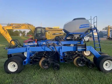 2023 New Holland P2185 Semoir à air — photo 2