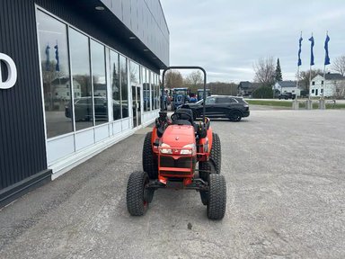 2013 Kubota B3200 Tracteur — photo 2