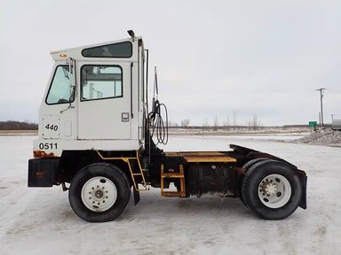 2005 Capacity Single Axle Camion - Manoeuvre (Shunt) — photo 2