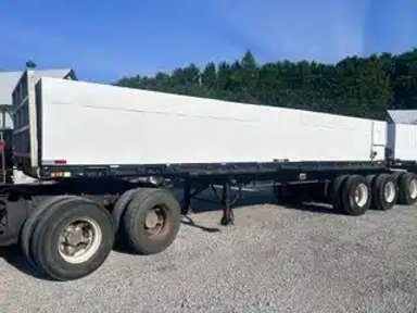 2001 Lode King PF9 - 28' Lead, 28' Pup Tomato Trailer — photo 2