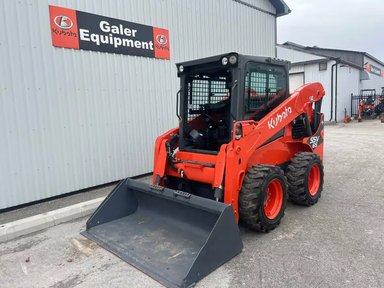 2023 Kubota SSV65P chargeuse à direction à glissement — photo 2
