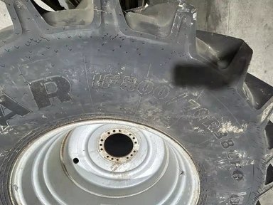 2010 Goodyear Optitrac IF800/70R38 Pneus — photo 2