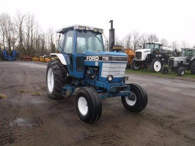 Ford 7710 II Tracteur — photo 2