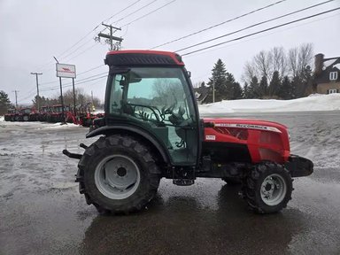 2018 McCormick X4.30F Tracteur — photo 2