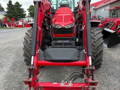 2016 Massey Ferguson 5713SL Tracteur — photo 2
