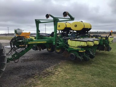 2002 John Deere 1780 Planteur — photo 2
