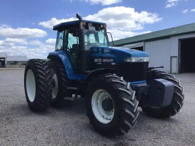 1997 New Holland 8670 Tracteur — photo 2