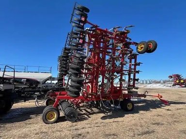 2012 Bourgault 5710-60 Semoir à air — photo 2