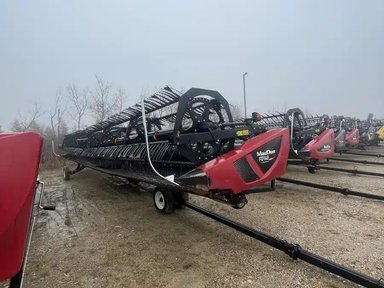 2018 MacDon FD140 — photo 2