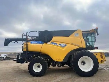 2020 New Holland CR8.90 Batteuse — photo 2