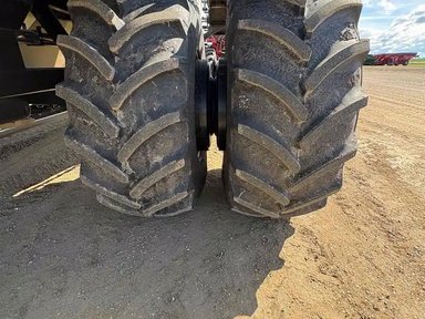 2026 Bourgault 91300 Remorque pneumatique — photo 2