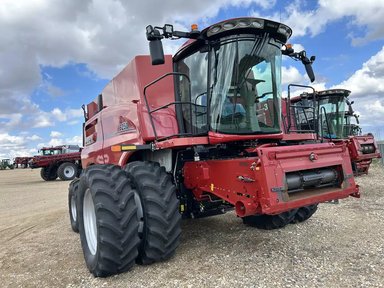 2020 Case IH 8250 Batteuse — photo 2