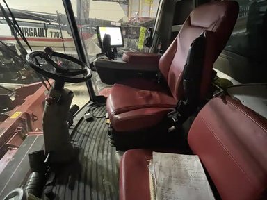 2022 Case IH 9250 Batteuse — photo 2