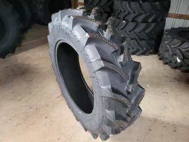 Petlas 320/85R28 Pneus — photo 2