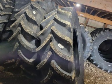 Petlas 520/85R42 RF Pneus — photo 2