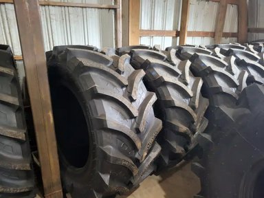 Petlas 540/65R30 Pneus — photo 2