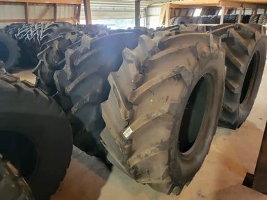 Petlas 600/65 R28 Pneus — photo 2