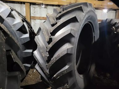 Petlas 650/65R42 Pneus — photo 2