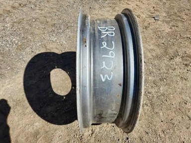 Unverferth 8x24 jantes — photo 2