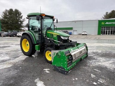 2020 John Deere 4052R Tracteur — photo 2