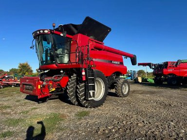 2012 Case IH 5130 Batteuse — photo 2