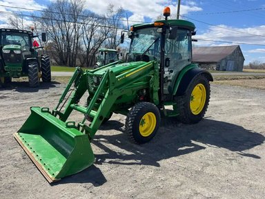 2019 John Deere 4066R Tracteur — photo 2
