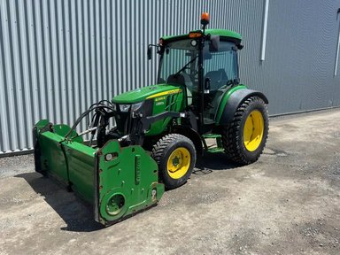 2020 John Deere 4066R Tracteur — photo 2