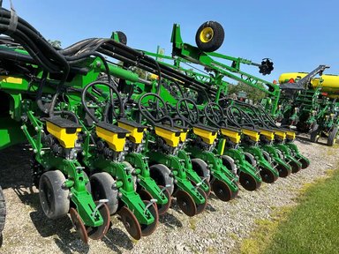 2022 John Deere DB60 Planteur — photo 2