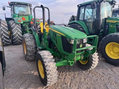 2023 John Deere 5050E Tracteur — photo 2
